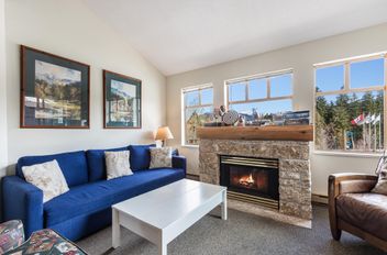 303 4338 Main ST Whistler, Whistler Apartments for sale, MLS® R2961384