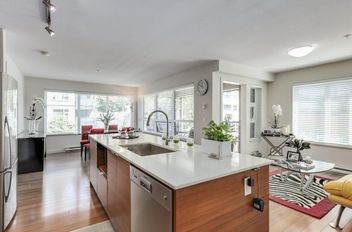 304 1673 Lloyd AVE North Vancouver, North Vancouver Apartments for sale, MLS® R2996723