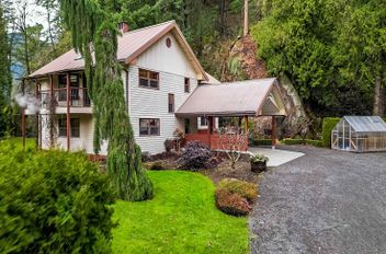 3048 Hot Springs RD Agassiz, Agassiz Apartments for sale, MLS® R2971327