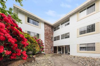 305 15010 Roper AVE White Rock, White Rock Apartments for sale, MLS® R3008332