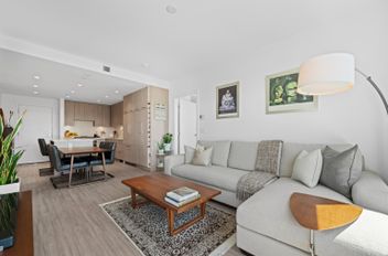 305 747 E 3rd ST North Vancouver, North Vancouver Apartments for sale, MLS® R3021107