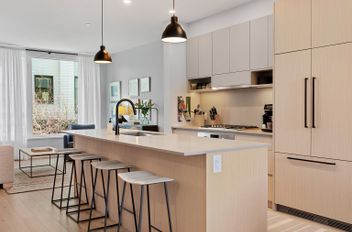 31 528 E 2nd ST North Vancouver, North Vancouver Apartments for sale, MLS® R3107011