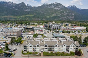 312 1466 Pemberton AVE Squamish, Squamish Apartments for sale, MLS® R3014068