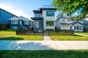 3126 E 17th AVE Vancouver, Vancouver Apartments for sale, MLS® R2982640