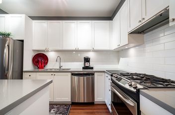 325 15850 26 AVE Surrey, Surrey Apartments for sale, MLS® R2981887