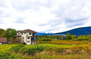 325 Laurier AVE Port Coquitlam, Port Coquitlam Apartments for sale, MLS® R2996876