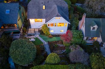 3260 Travers AVE West Vancouver, West Vancouver Apartments for sale, MLS® R3071485