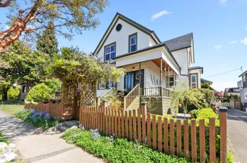 327 Pine ST New Westminster, New Westminster Apartments for sale, MLS® R2998286