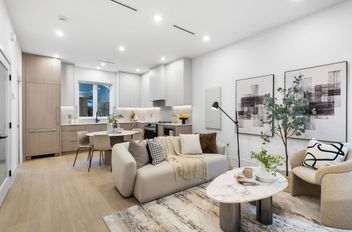 3277 Graveley ST Vancouver, Vancouver Apartments for sale, MLS® R3117435