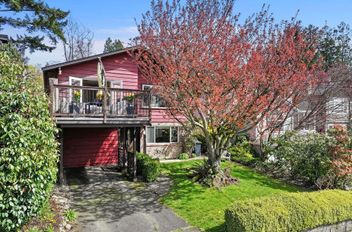 3300 Mahon AVE North Vancouver, North Vancouver Apartments for sale, MLS® R3000054