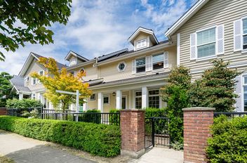 3365 Darwin AVE Coquitlam, Coquitlam Apartments for sale, MLS® R3016435