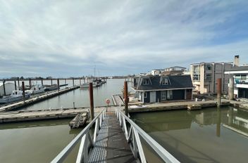3443 W River RD Delta, Delta Apartments for sale, MLS® R2900953
