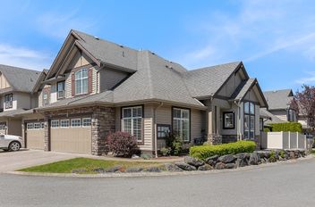 37 6577 Southdowne PL Chilliwack, Chilliwack Apartments for sale, MLS® R3003465