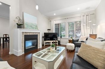 37 8717 159 ST Surrey, Surrey Apartments for sale, MLS® R2984072