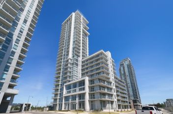 3812 13350 Central AVE Surrey, Surrey Apartments for sale, MLS® R2998028