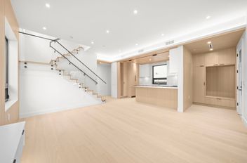 3904 W 23rd AVE Vancouver, Vancouver Apartments for sale, MLS® R3063487