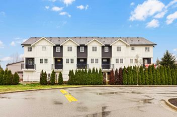 4 2360 Crescent Way Abbotsford, Abbotsford Apartments for sale, MLS® R2962584