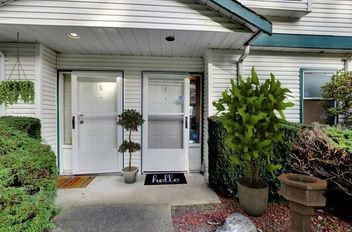 4 9437 Hazel ST Chilliwack, Chilliwack Apartments for sale, MLS® R3003321