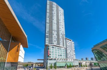 4004 13495 Central AVE Surrey, Surrey Apartments for sale, MLS® R2982651