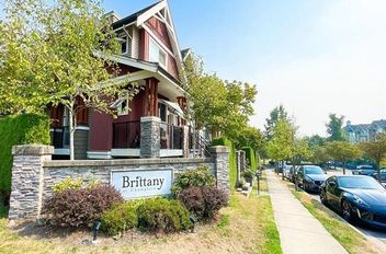 401 7088 Mont Royal Square Vancouver, Vancouver Apartments for sale, MLS® R3086888