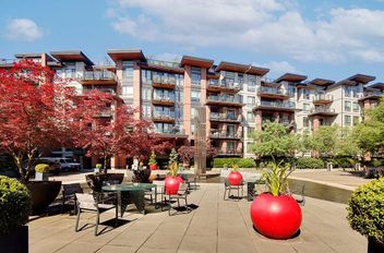 404 733 W 3rd ST North Vancouver, North Vancouver Apartments for sale, MLS® R3066972