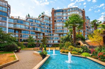 408 1470 Pennyfarthing DR Vancouver, Vancouver Apartments for sale, MLS® R3010653