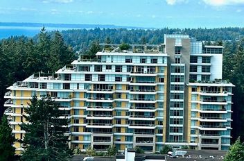 408 1501 Vidal ST White Rock, White Rock Apartments for sale, MLS® R2952526