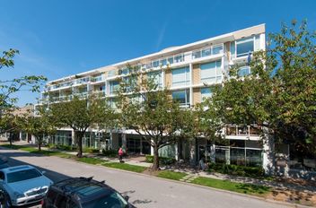 408 1635 W 3rd AVE Vancouver, Vancouver Apartments for sale, MLS® R2996105