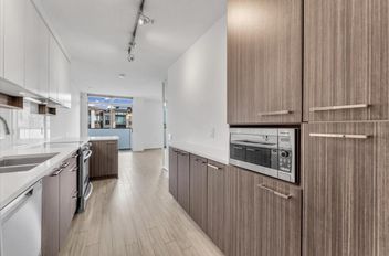 410 4310 Hastings ST Burnaby, Burnaby Apartments for sale, MLS® R3032442