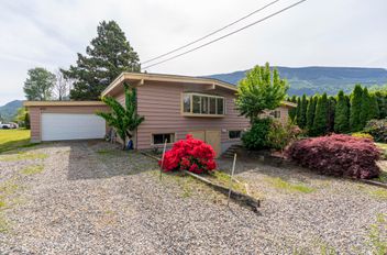 4120 Stewart RD Yarrow, Yarrow Apartments for sale, MLS® R3002905