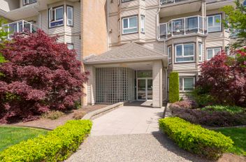 413 8142 120a ST Surrey, Surrey Apartments for sale, MLS® R2997649