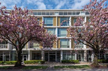 416 1635 West 3rd AVE Vancouver, Vancouver Apartments for sale, MLS® R3026315