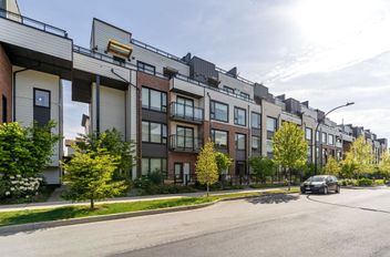 425 525 E 2nd ST North Vancouver, North Vancouver Apartments for sale, MLS® R2999739
