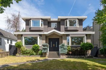 4255 W 15th AVE Vancouver, Vancouver Apartments for sale, MLS® R2996434