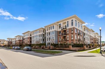 428 15138 34 AVE Surrey, Surrey Apartments for sale, MLS® R2978073