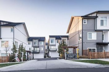 47 5867 129 ST Surrey, Surrey Apartments for sale, MLS® R3017516