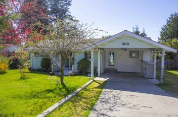 4781 Laurel AVE Sechelt, Sechelt Apartments for sale, MLS® R2990835