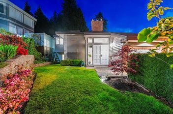 4841 Meadfeild RD West Vancouver, West Vancouver Apartments for sale, MLS® R3003929