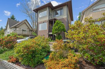 4925 Clinton ST Burnaby, Burnaby Apartments for sale, MLS® R3021324