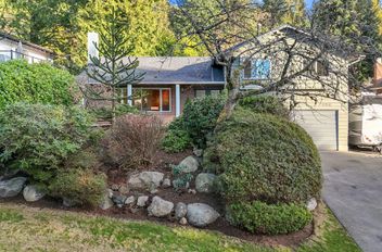 4966 Ranger AVE North Vancouver, North Vancouver Apartments for sale, MLS® R3083226