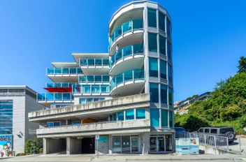 504 14955 Victoria AVE White Rock, White Rock Apartments for sale, MLS® R2952571