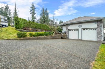 5089 219a ST Langley, Langley Apartments for sale, MLS® R3000377