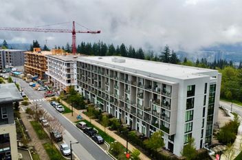 512 9888 University Crescent Burnaby, Burnaby Apartments for sale, MLS® R2996393
