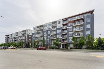 515 10603 140 ST Surrey, Surrey Apartments for sale, MLS® R3005950