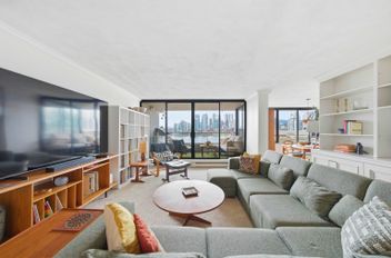 533 666 Leg In Boot Square Vancouver, Vancouver Apartments for sale, MLS® R3107964