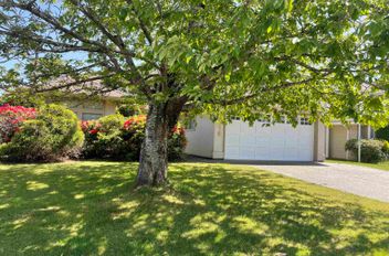 5398 Commodore DR Delta, Delta Apartments for sale, MLS® R2964923