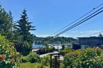 547 N Fletcher RD Gibsons, Gibsons Apartments for sale, MLS® R2983961