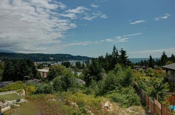 5618 Dungeness PL Sechelt, Sechelt Apartments for sale, MLS® R3026041