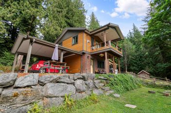 5633 Huston RD Ryder Lake, Ryder Lake Apartments for sale, MLS® R3031595