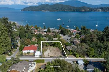 564 North Fletcher RD Gibsons, Gibsons Apartments for sale, MLS® R2911364